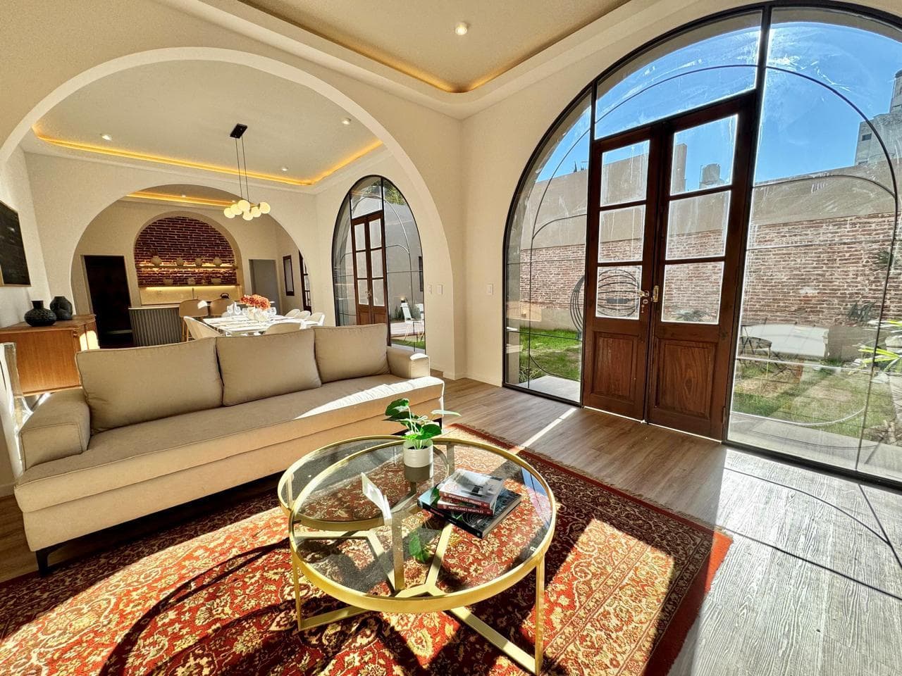 FOR SALE: 4-bedroom house with pool, barbecue area, and garage. Lourdes, Rosario