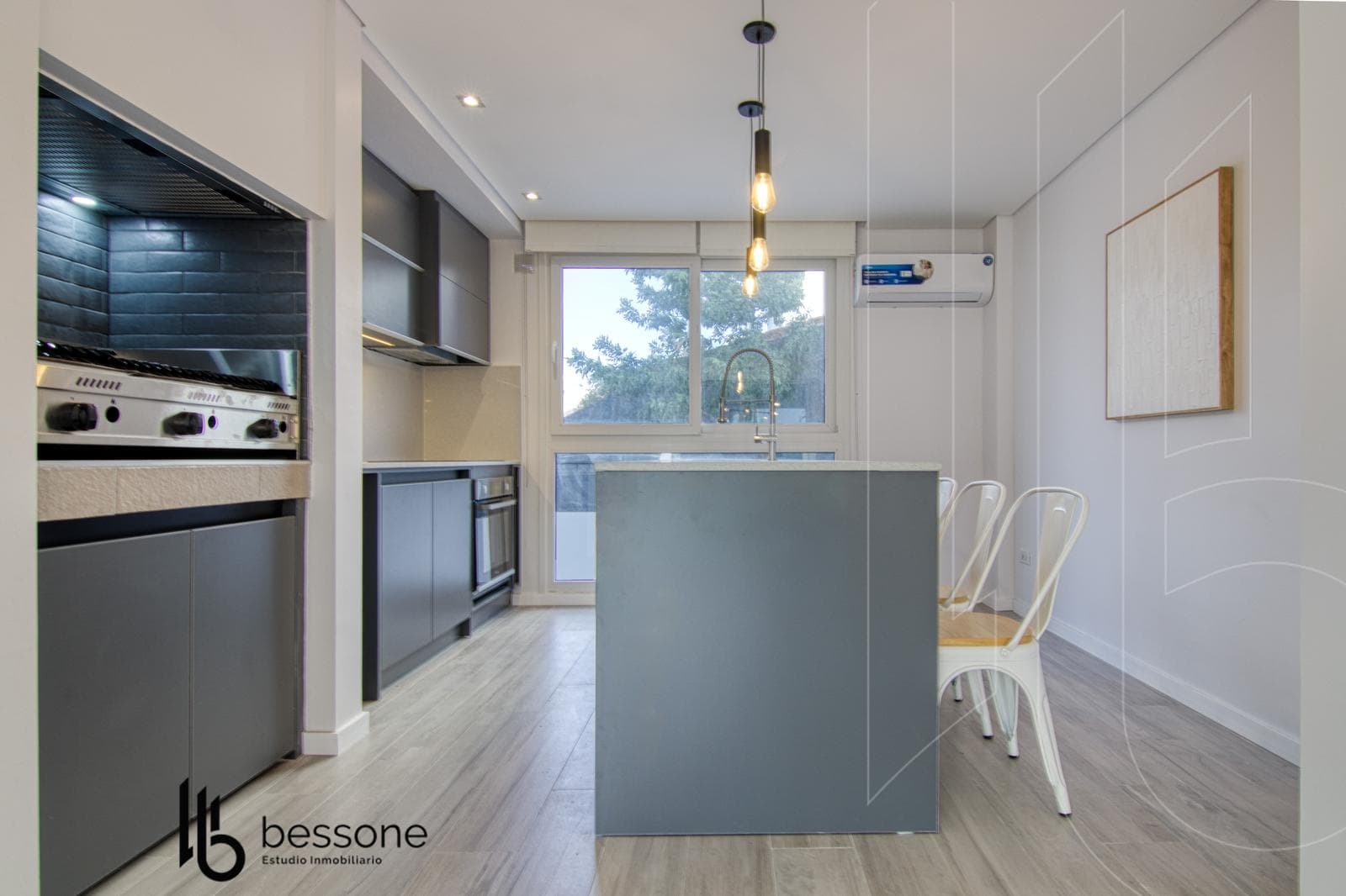 Apartment in Chauvin
