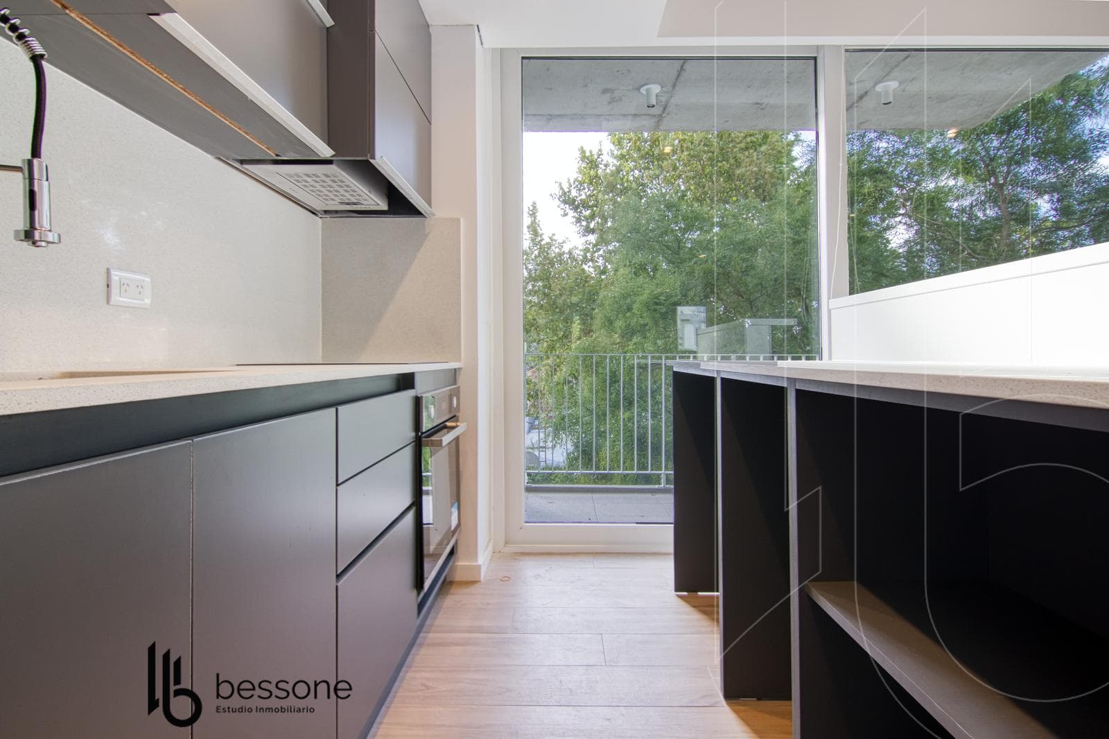 Apartment in Chauvin