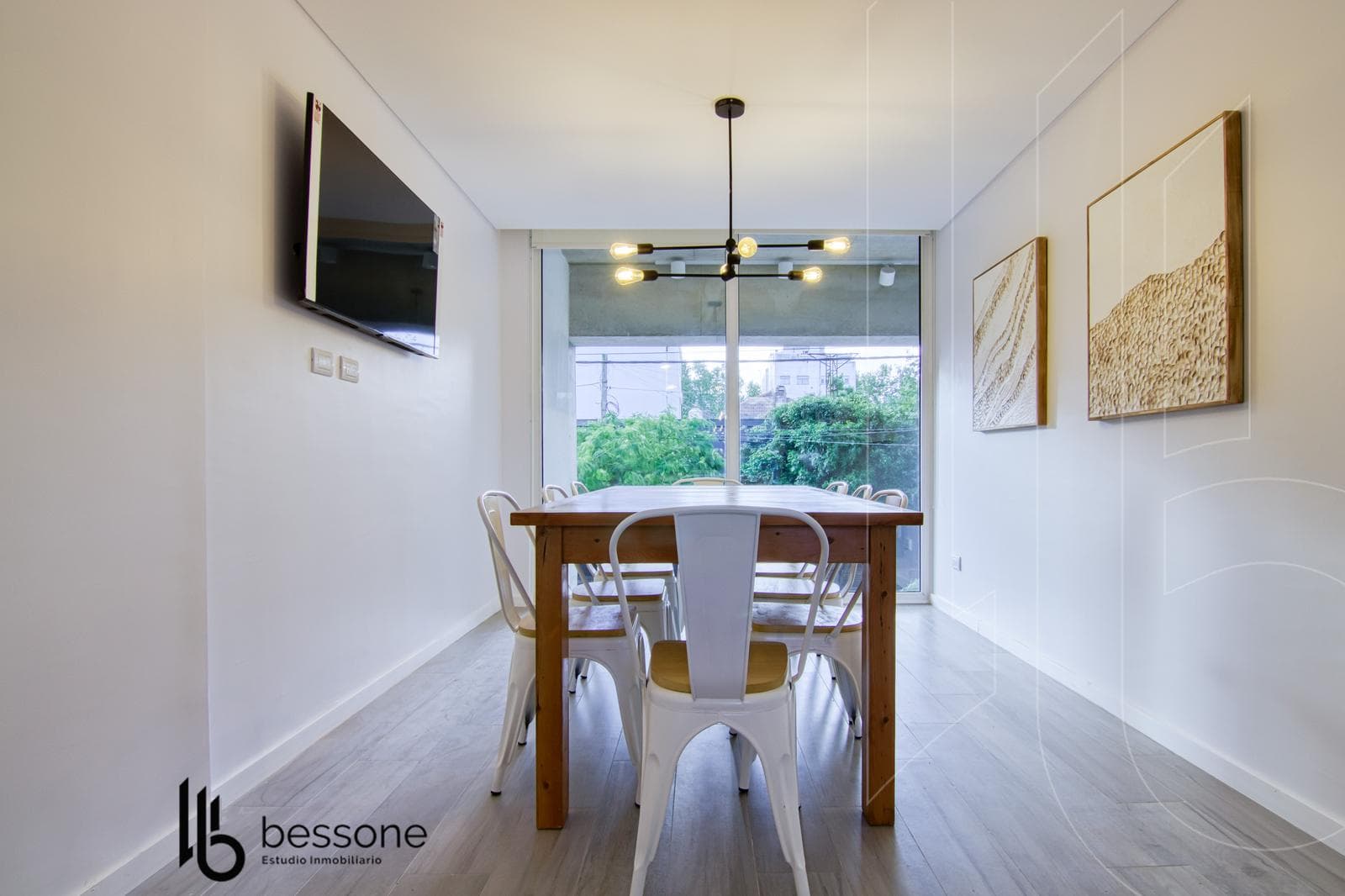 Apartment in Chauvin