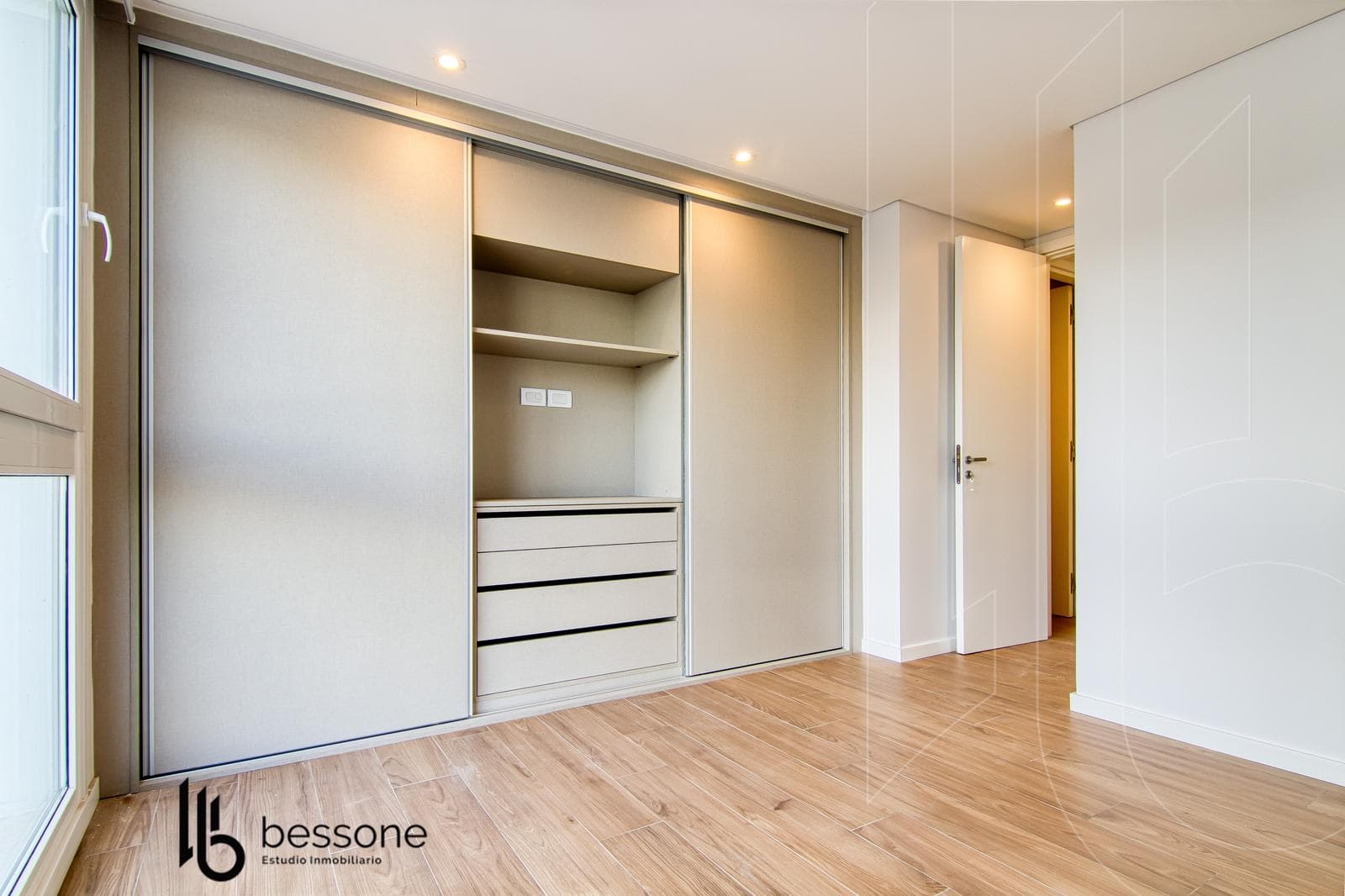 Apartment in Chauvin