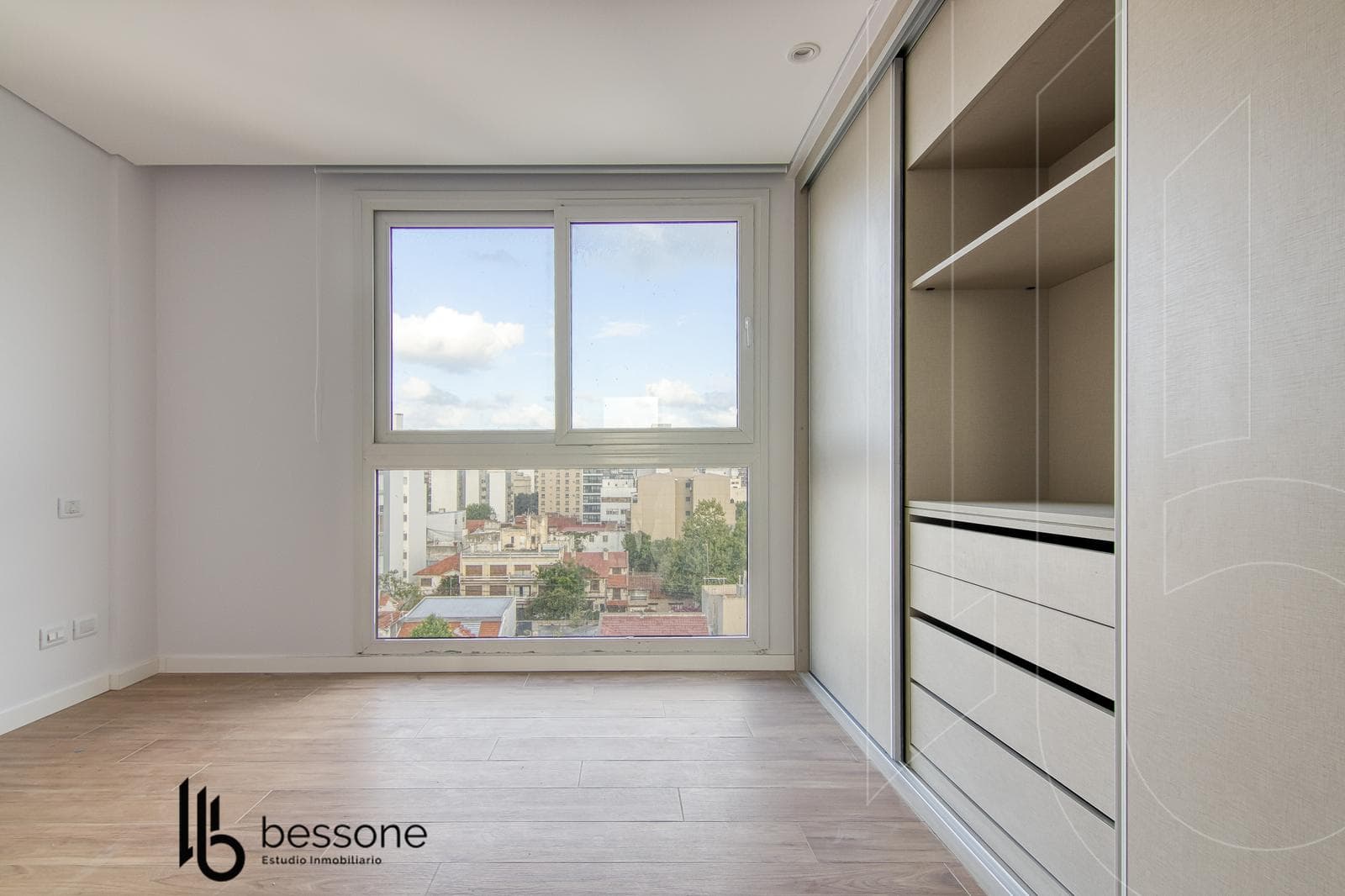 Apartment in Chauvin