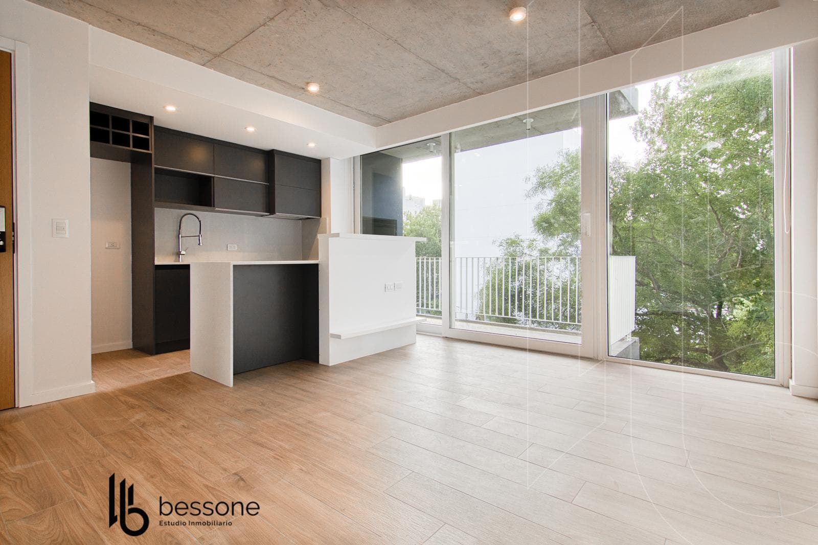 Apartment in Chauvin