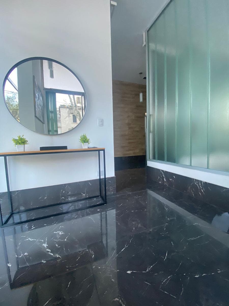 SHORT-TERM RENTAL - 1-Bedroom Apartment with a View of the Park on Av. Pellegrini