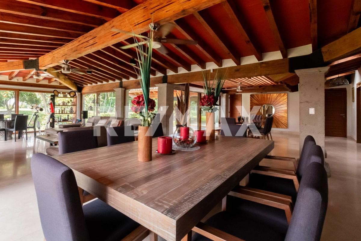 House for Sale in Lomas de Cocoyoc, Near the Golf Course