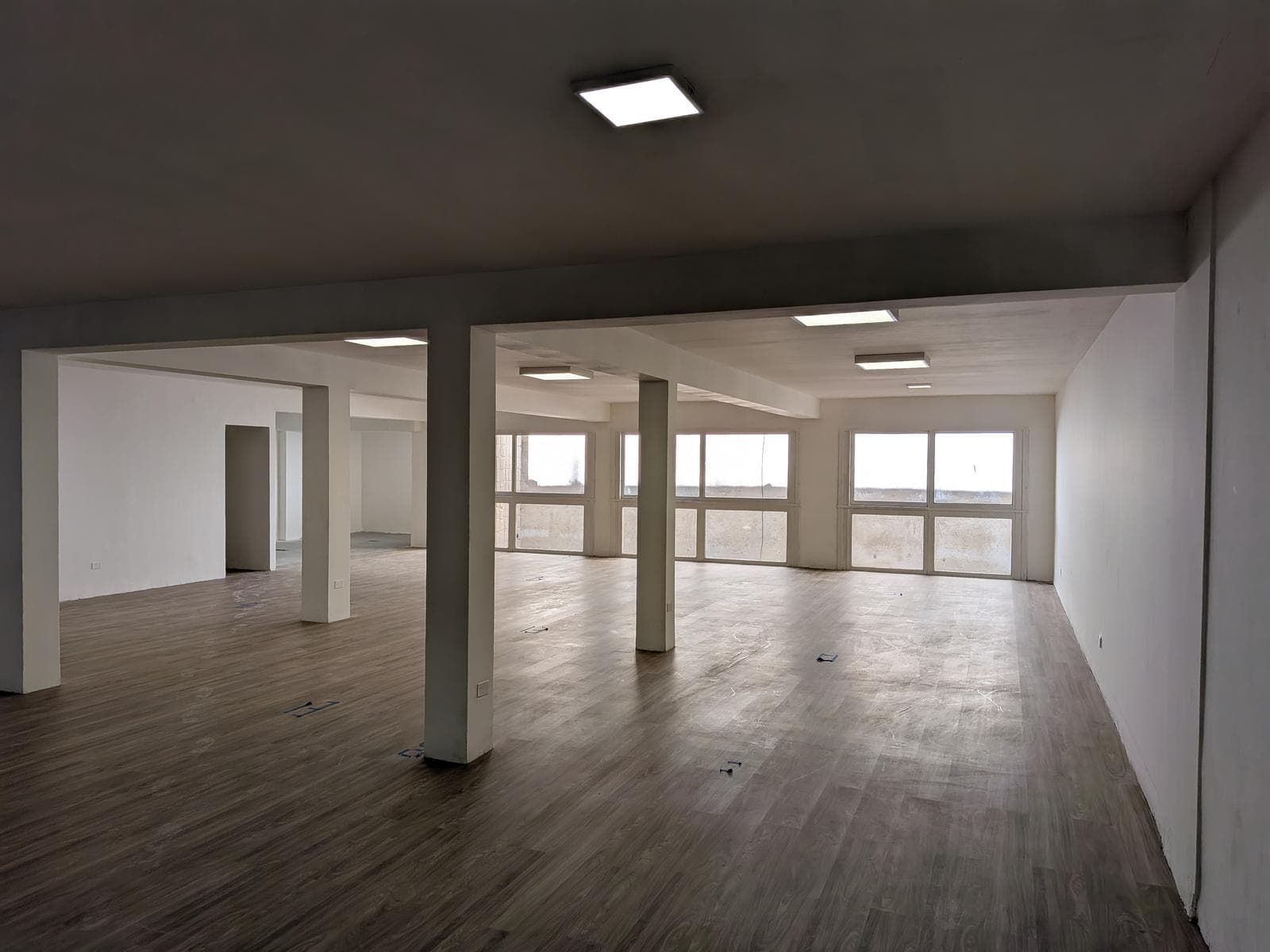 500 m² Office Space for Sale and Rent - Brand-New - San Nicolás - District IA