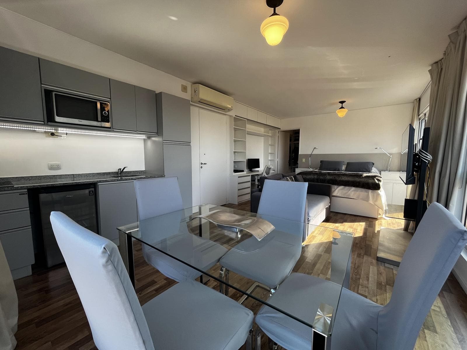 Studio apartment for rent in Quartier Madero with a parking space!!! Amenities!!