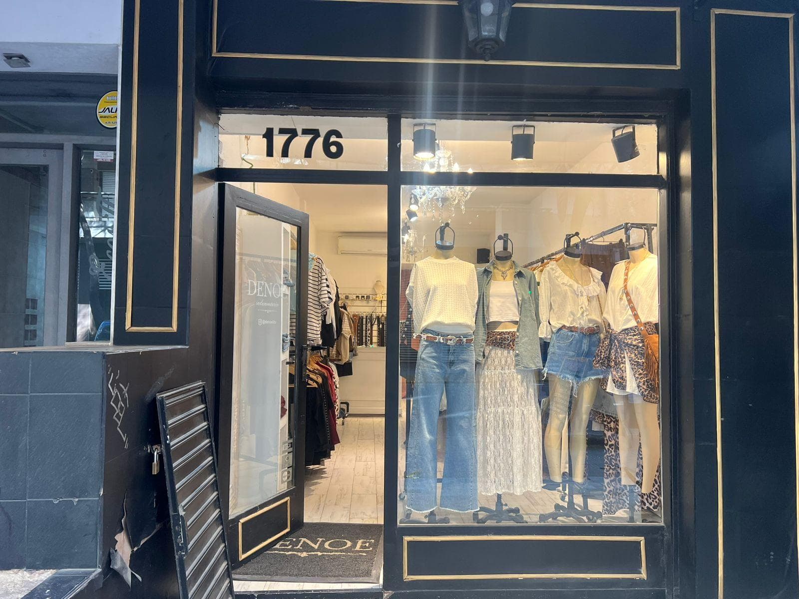FOR SALE - 35 m² retail space - Downtown, Rosario.