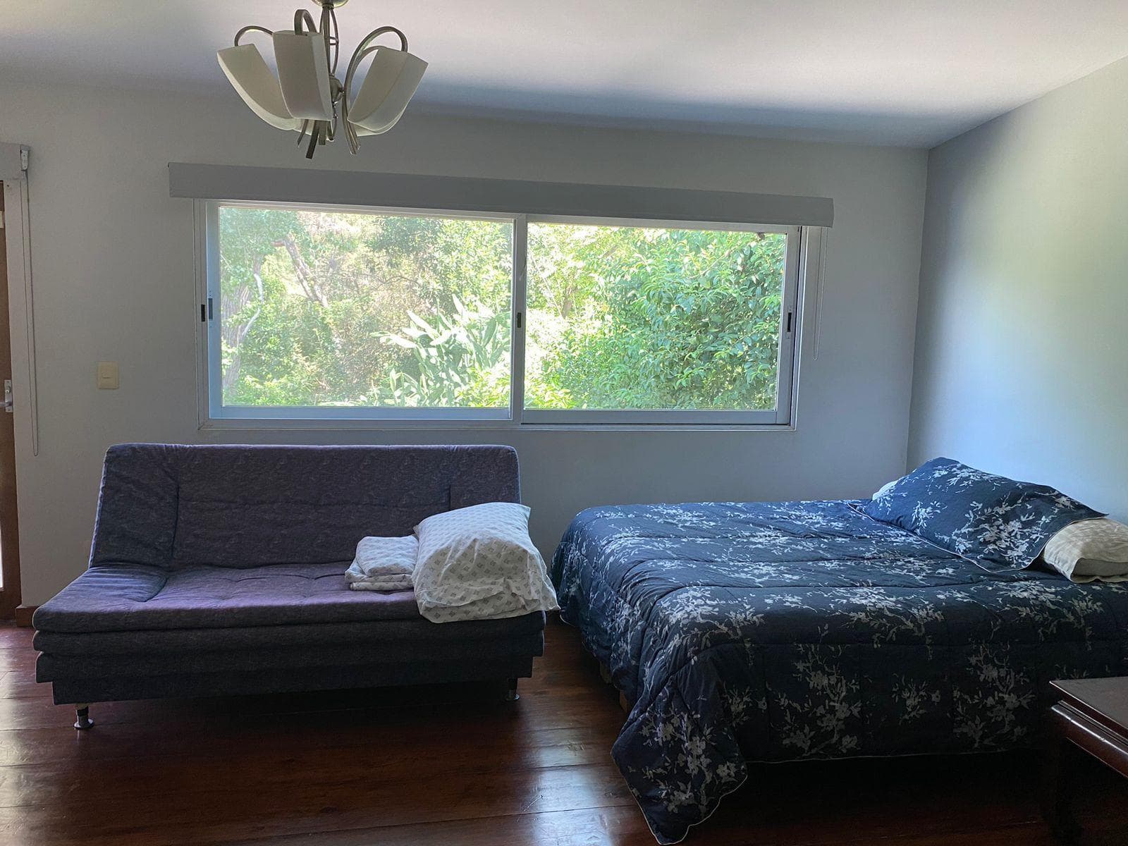 HOUSE FOR RENT IN YERBANIZ ON THE NATIONAL HIGHWAY