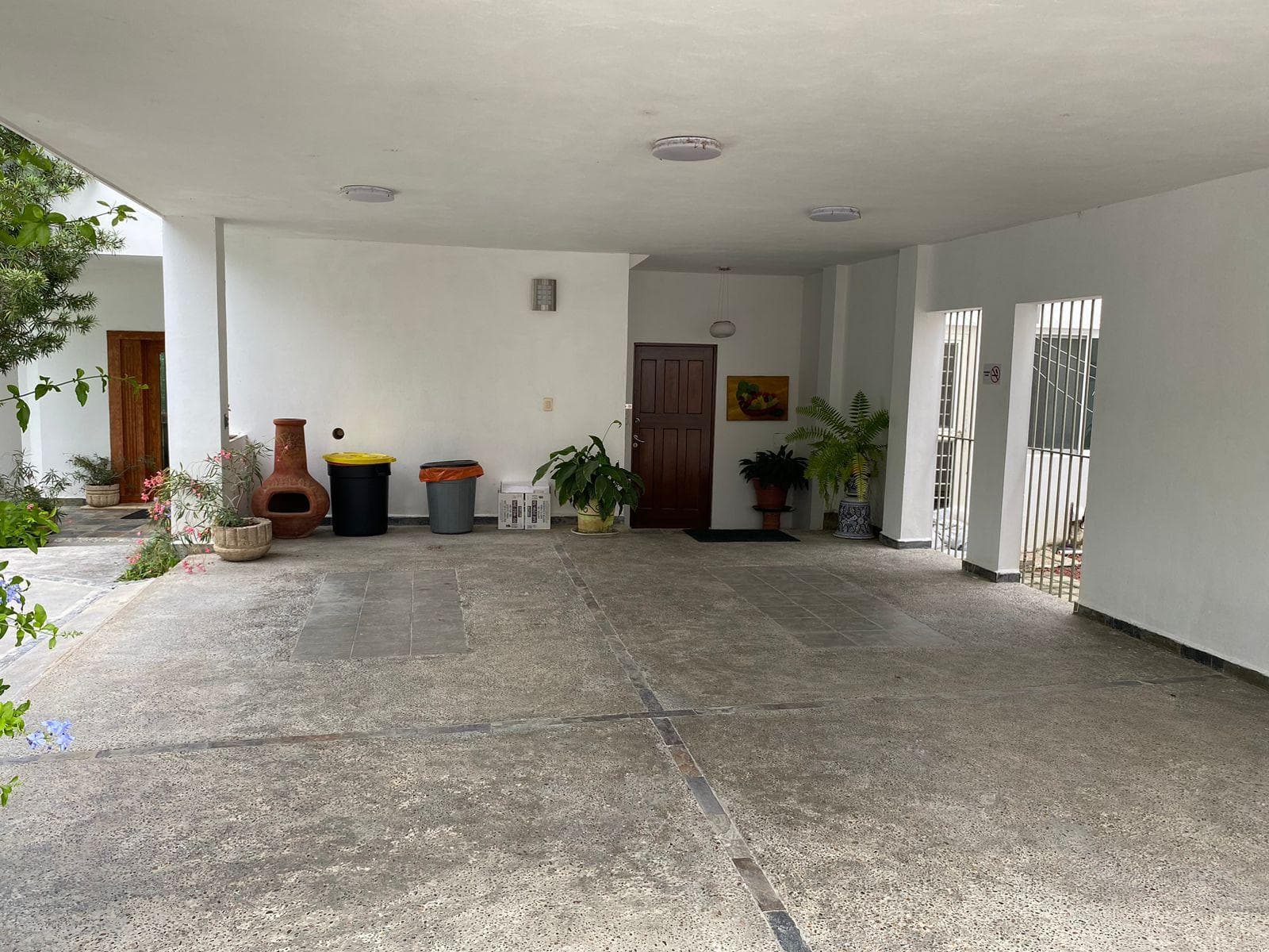 HOUSE FOR RENT IN YERBANIZ ON THE NATIONAL HIGHWAY