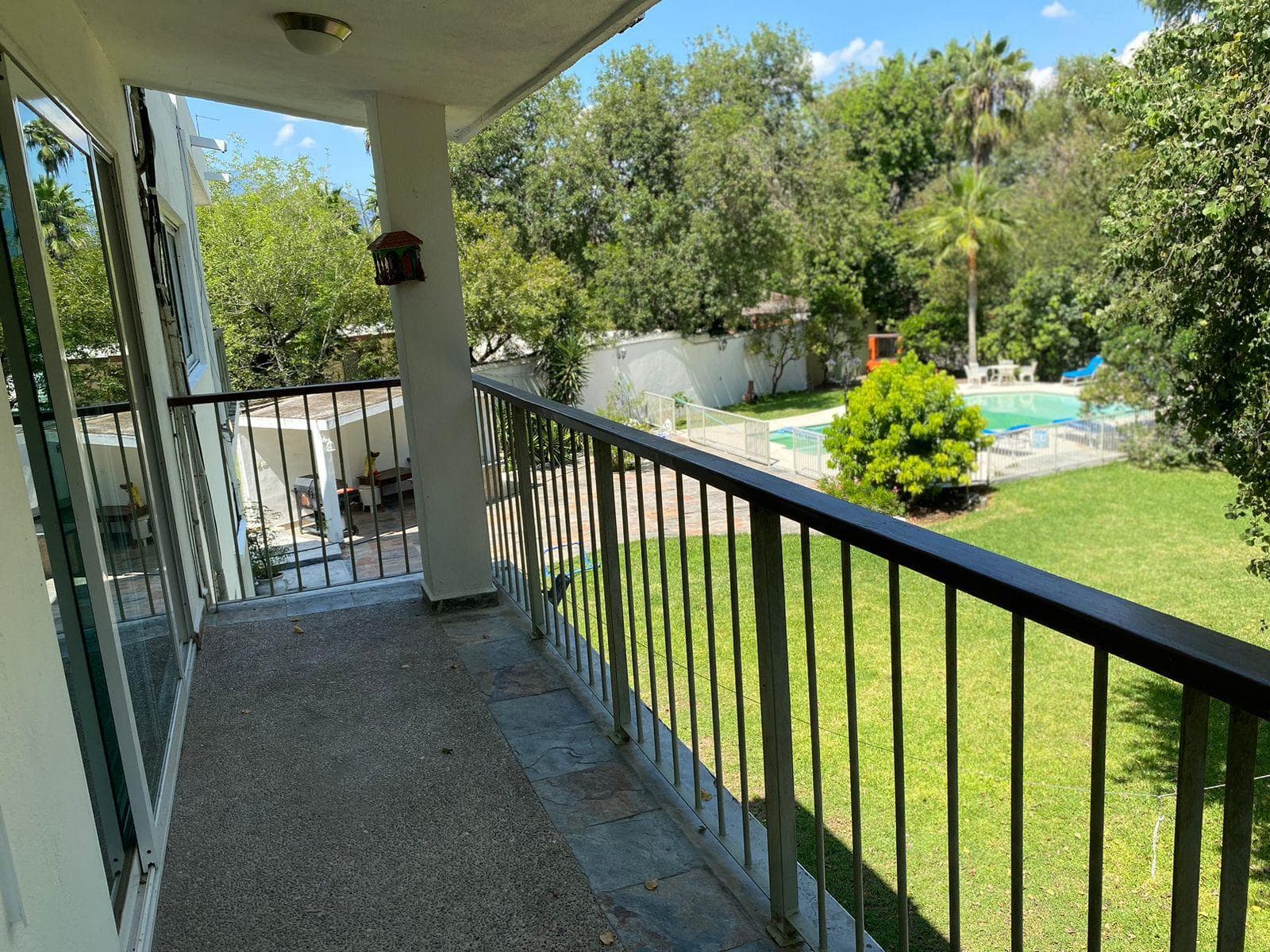 HOUSE FOR RENT IN YERBANIZ ON THE NATIONAL HIGHWAY