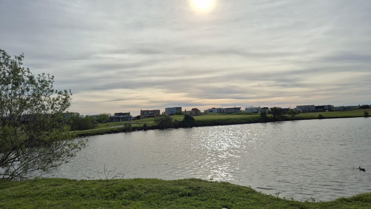 Brand-new 5-bedroom house in El Canton Golf