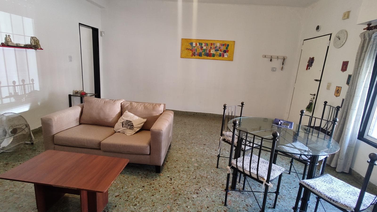PH in Villa Saenz Peña, Two-room ground-floor unit with private patio