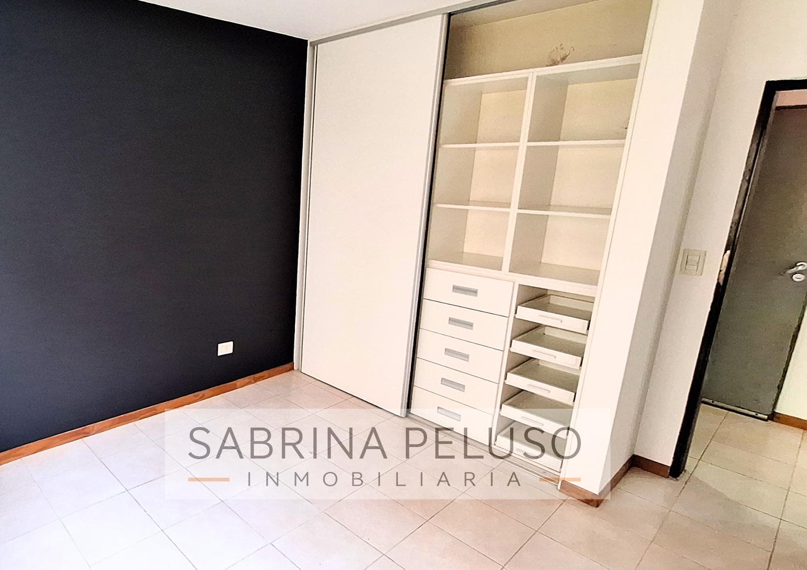 Apartments and Lots for Sale in Moreno