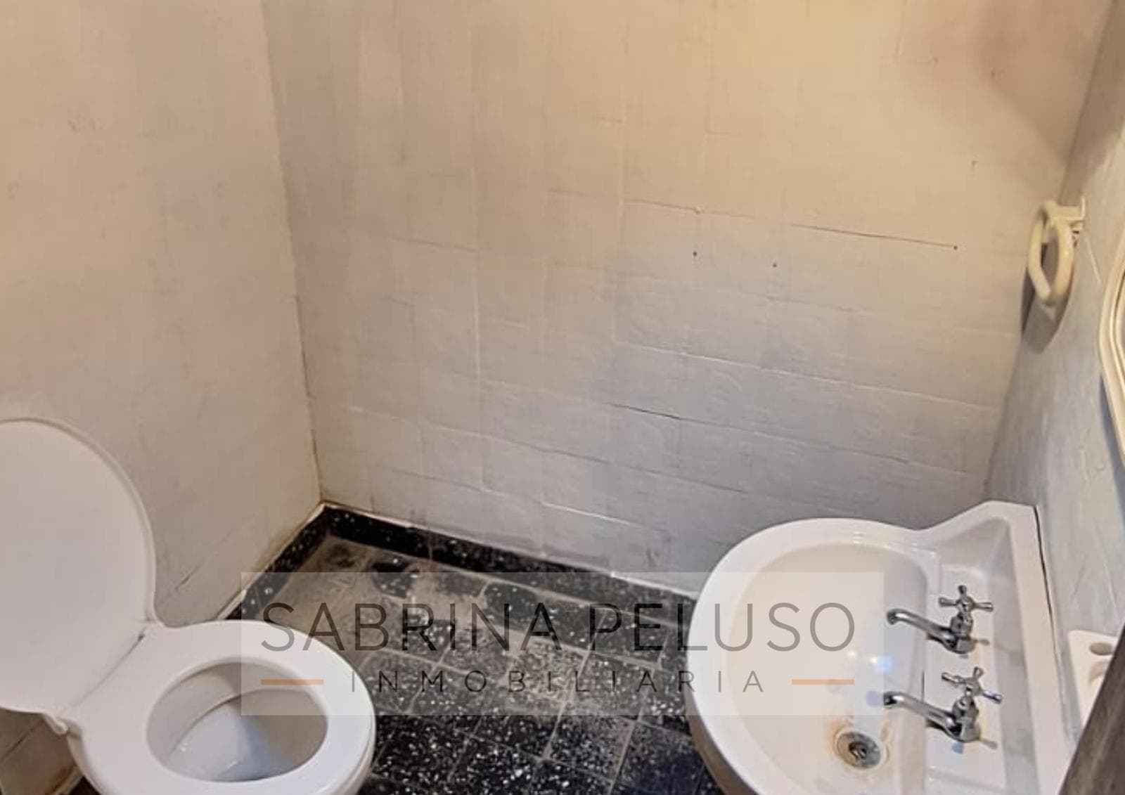 House for Sale in La Reja