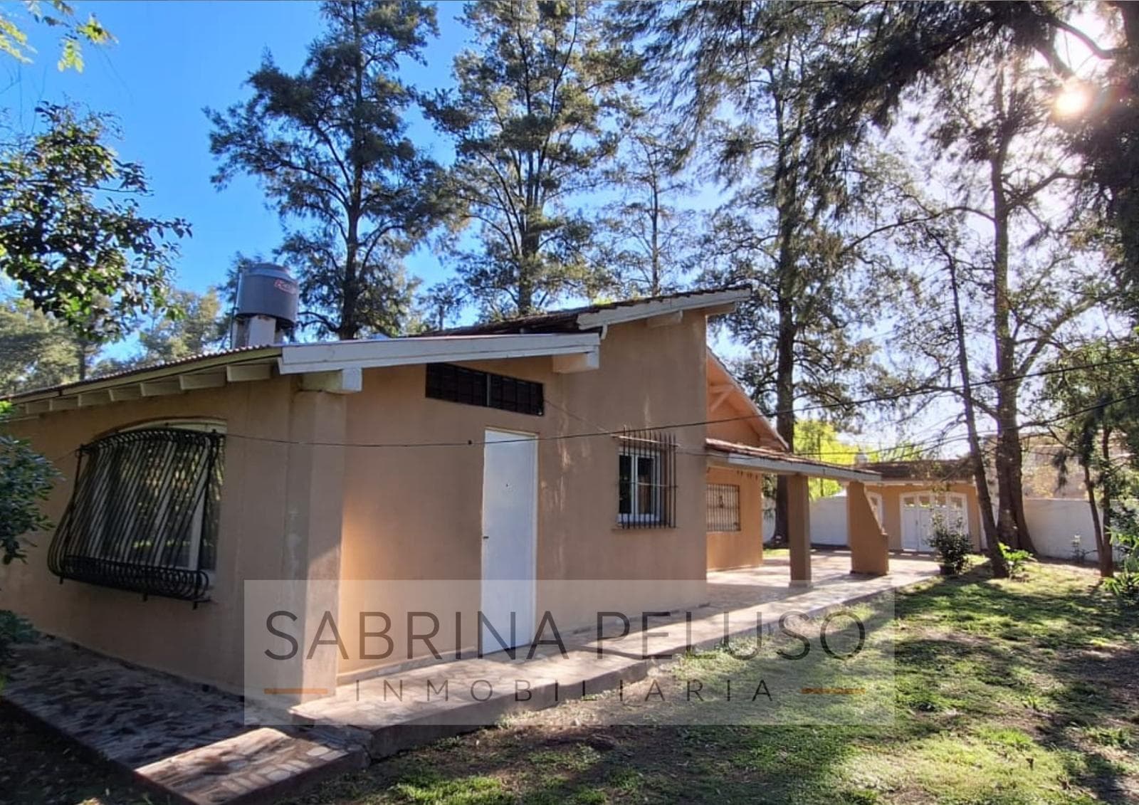 House for Sale in La Reja