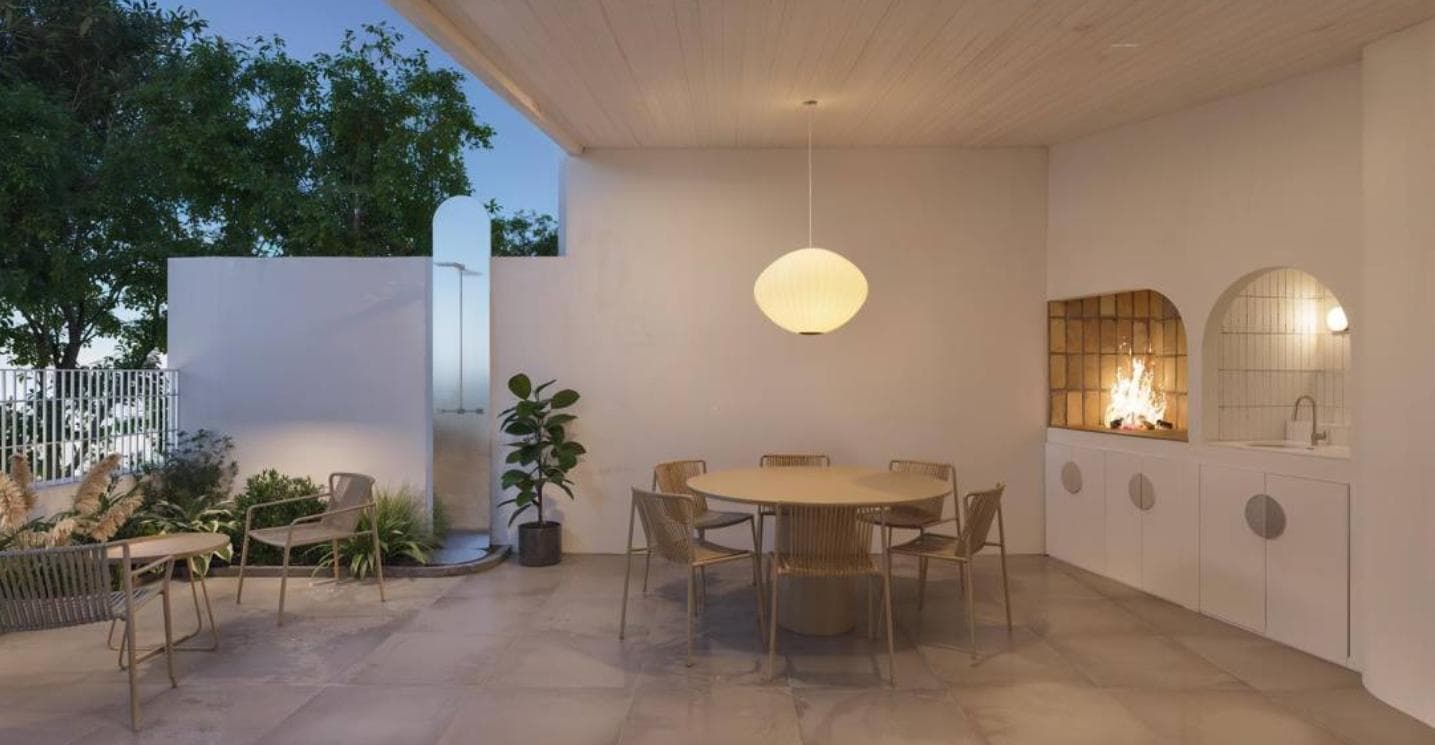 FOR SALE | TRADE - 3-bedroom house with garage, yard, and terrace. Pichincha.