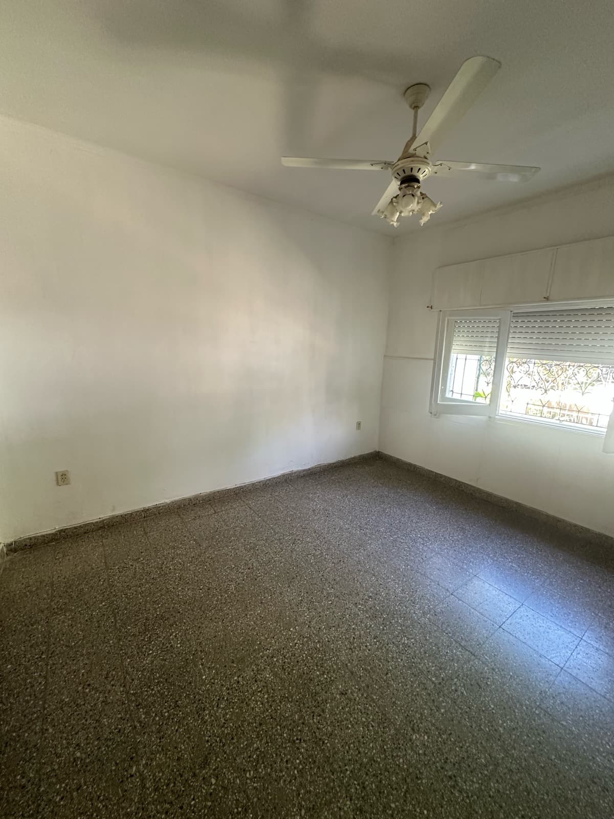 House in Roldan