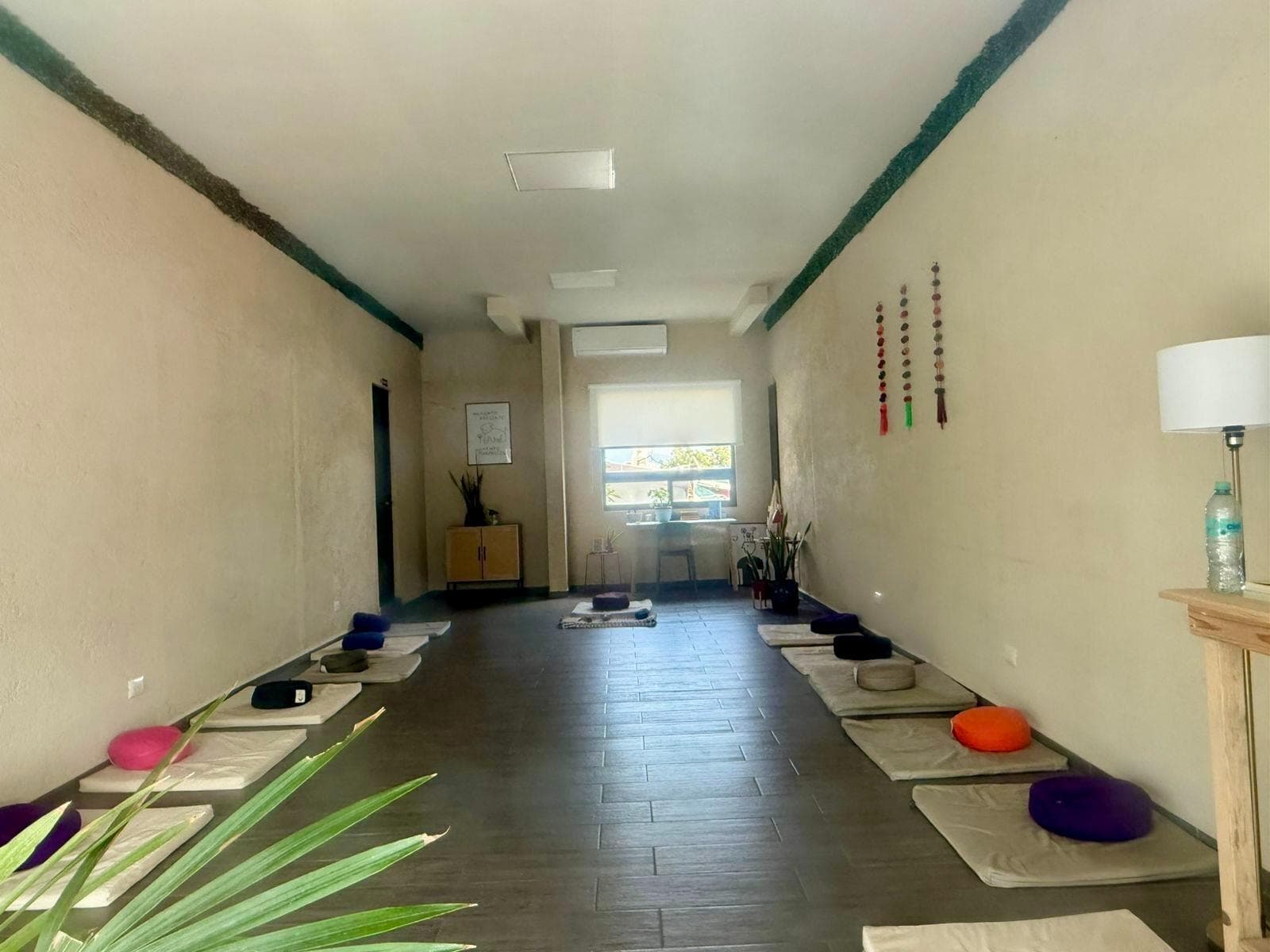 RETAIL SPACE/OFFICE FOR RENT IN VISTA HERMOSA WITH UTILITIES INCLUDED