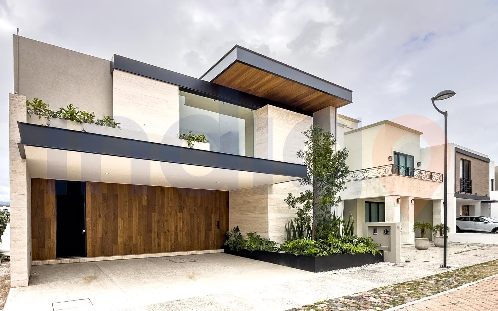 House for Sale in La Vista Residencial