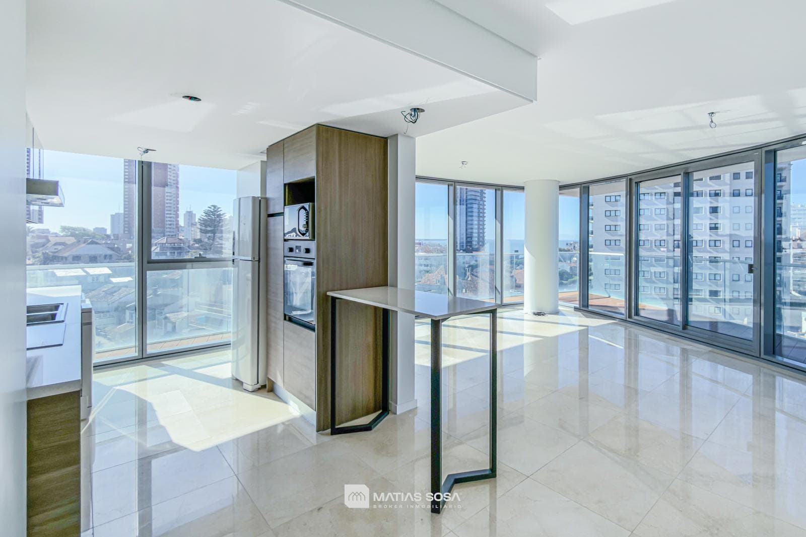 For Sale - Apartment - 4 rooms - Maral Explanada - Playa Chica