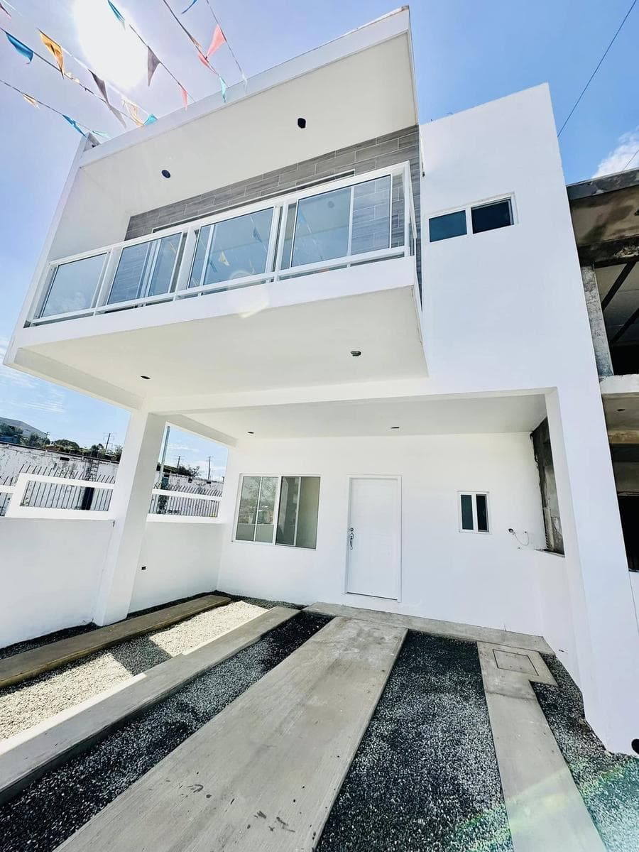 House for sale in Aguaje de la Tuna, 1st Section, Tijuana, B.C.