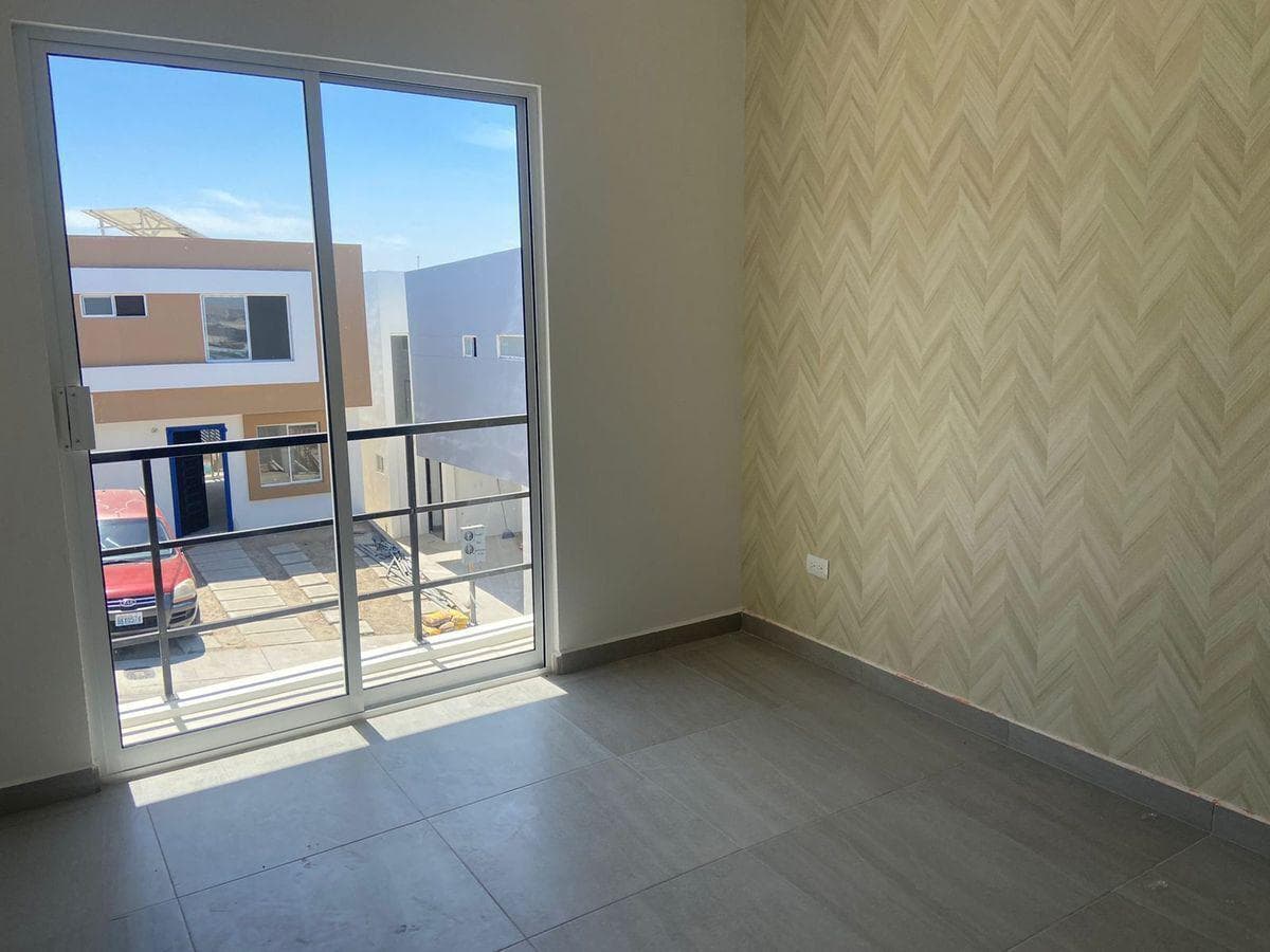 HOMES FOR SALE IN PANAMERICANO NEAR THE PERIFERICO AND COLINAS DE CALIFORNIA IN TIJUANA