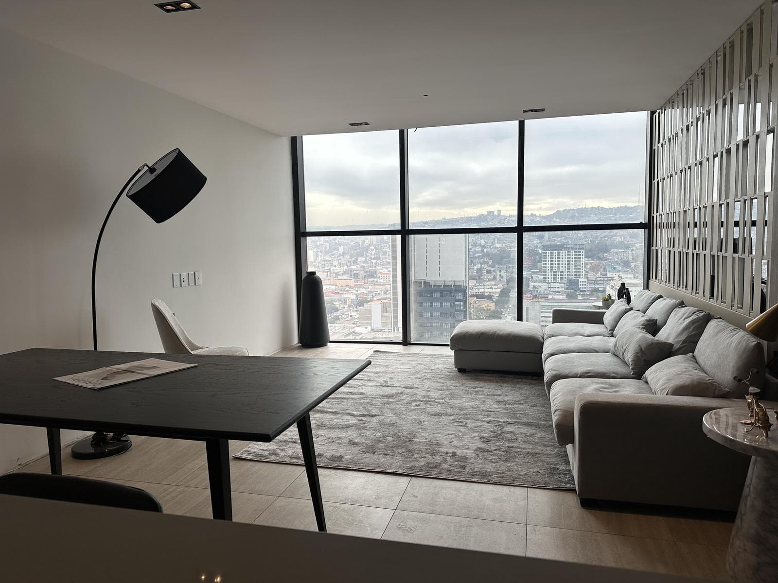 Pre-sale Apartments on Av. Revolución, Just 5 Minutes from the San Ysidro Line
