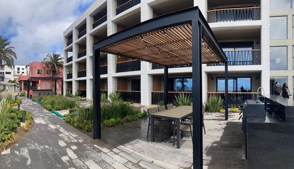 OCEAN-VIEW APARTMENT FOR SALE IN PLAYAS DE ROSARITO