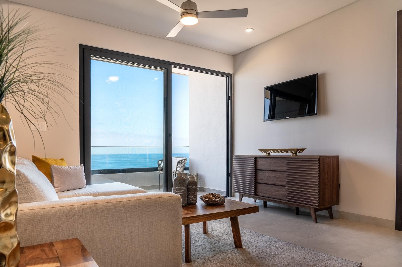 APARTMENTS FOR SALE AT PLAZA DEL MAR, ROSARITO BEACHES, TORRE MONTEREY