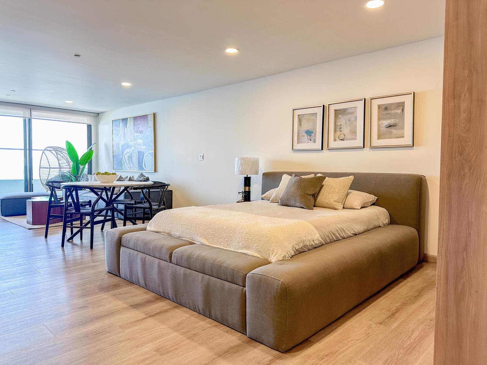 APARTMENTS FOR SALE, MAR DE CALAFIA, ROSARITO BEACHES—Oceanfront, 30 Minutes from the San Ysidro Border Crossing