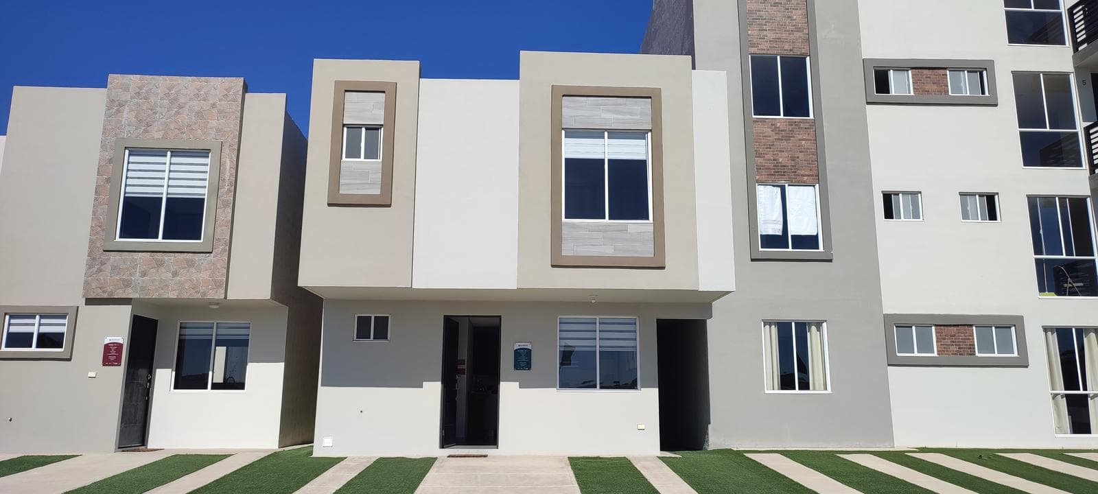 HOMES FOR SALE IN BURDEOS, SANTA FE, TIJUANA
