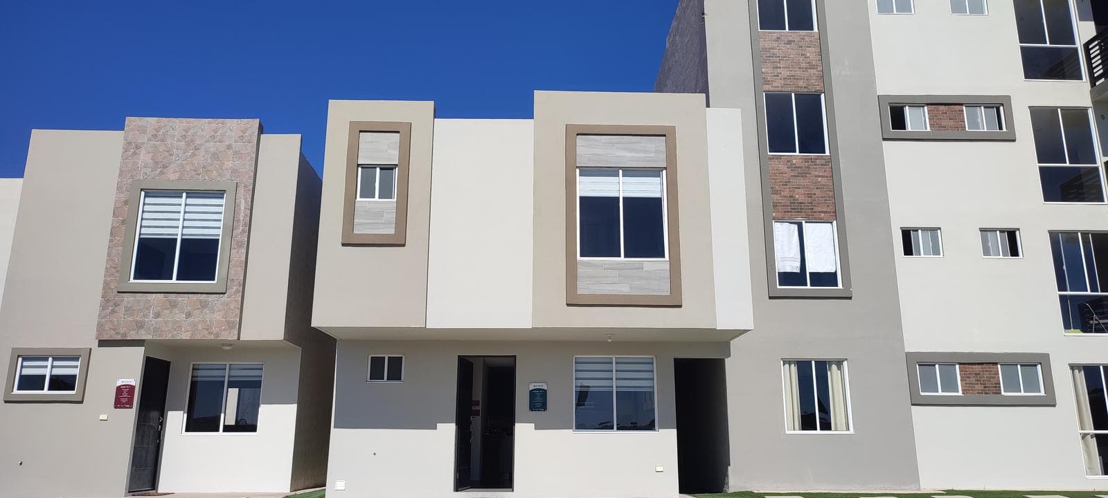HOMES FOR SALE IN BURDEOS, SANTA FE, TIJUANA