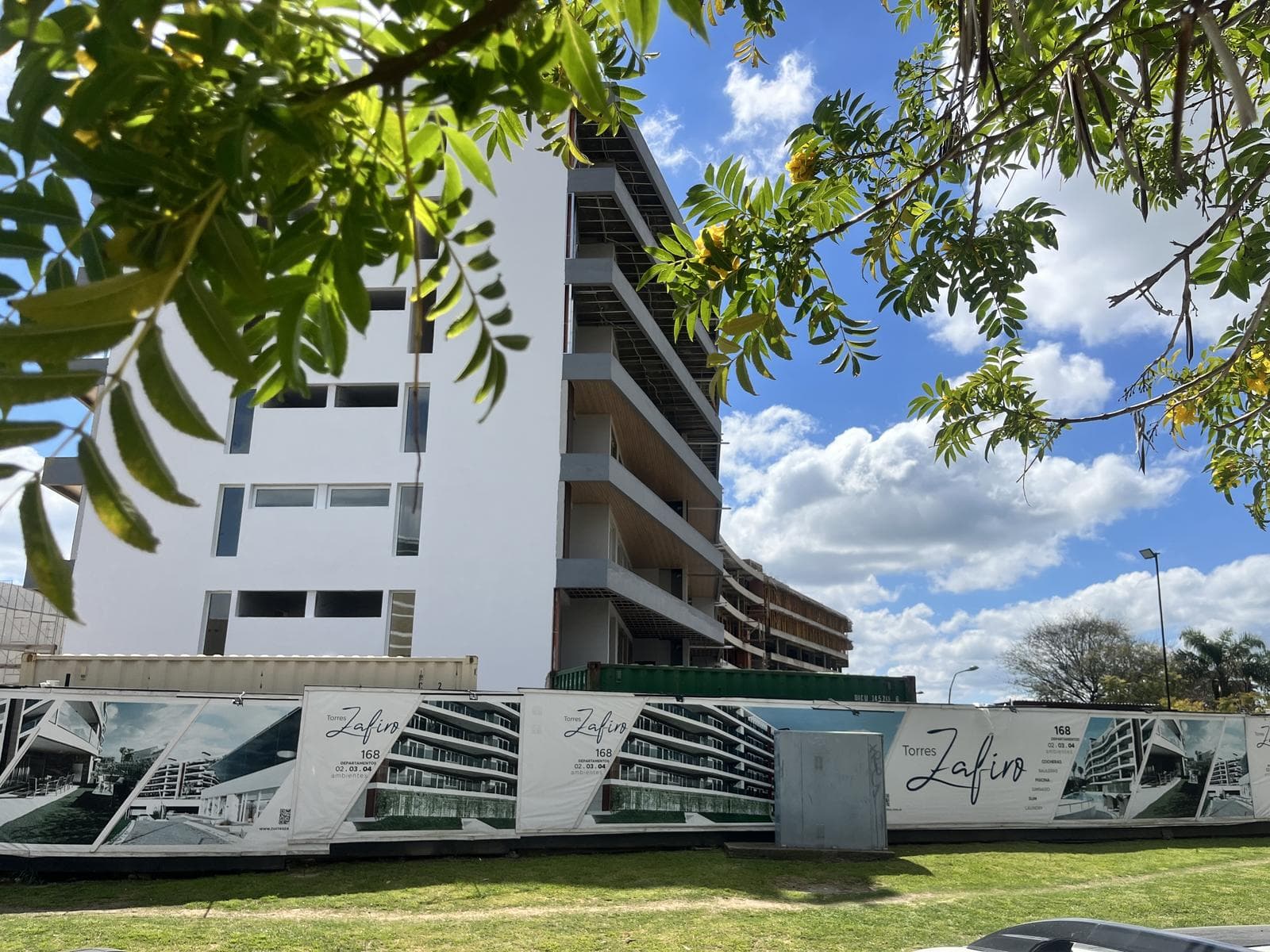 FINANCING: 2-bedroom apartment for sale with terrace and assigned parking space - Nordelta Centro, Zafiro