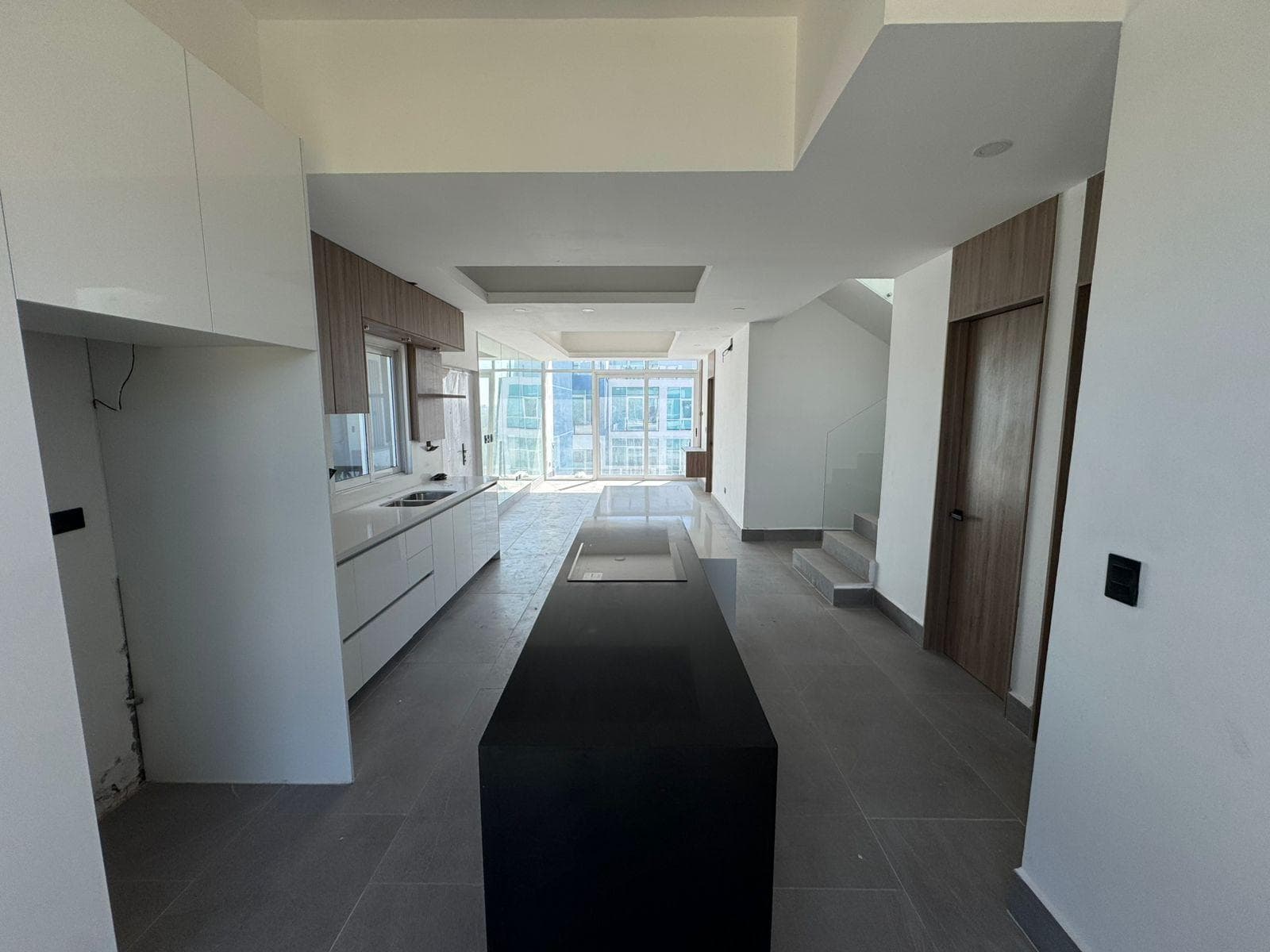 PENTHOUSE FOR SALE LOS CRISTALES - SILIKA, MONTERREY