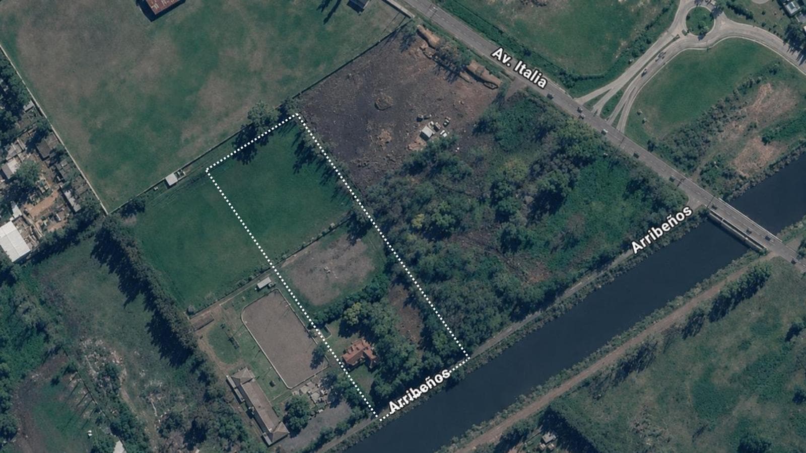 15,000-square-meter Lot for Sale - Near Arribeños - Villanueva