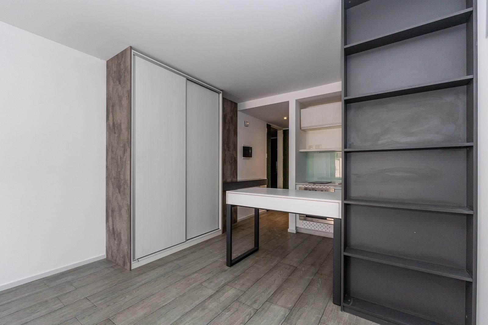 STUDIO APARTMENT FOR SALE WITH TERRACE AND GARAGE IN PALERMO HOLLYWOOD