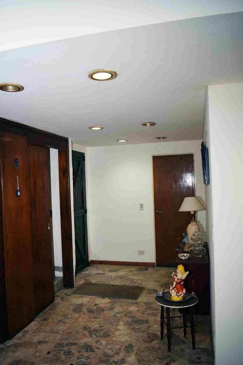 4-Room House for Sale with Garden in Quilmes
