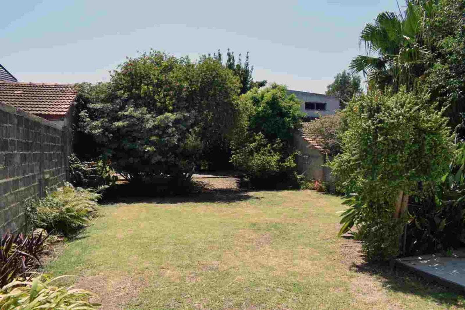 4-Room House for Sale with Garden in Quilmes