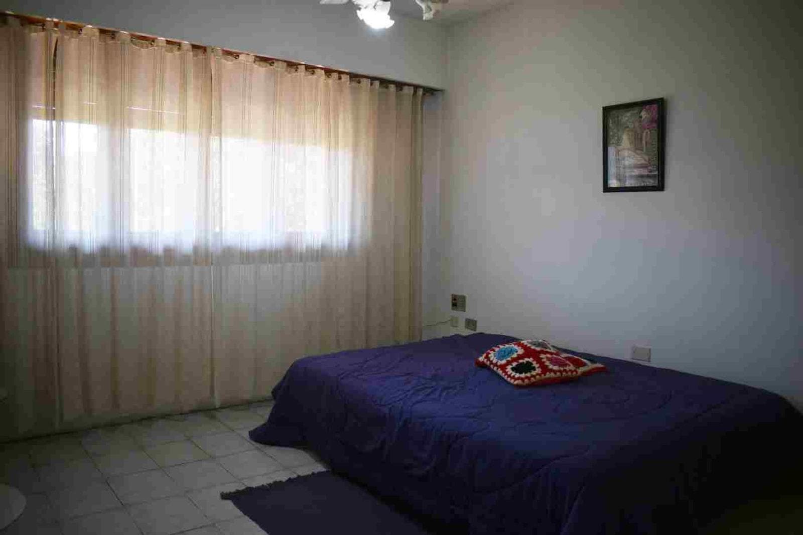 4-Room House for Sale with Garden in Quilmes