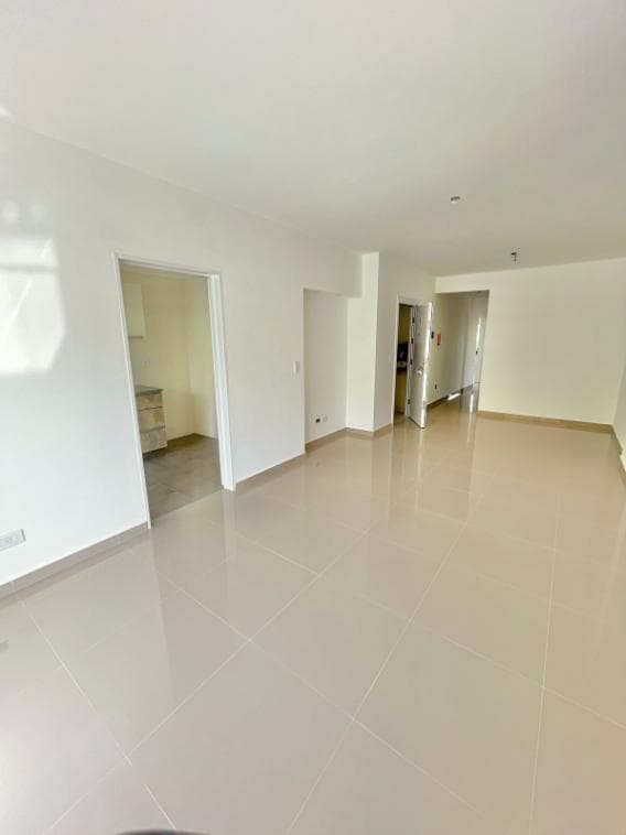 Brand-New 3-Bedroom Apartment for Sale in Parque Chas