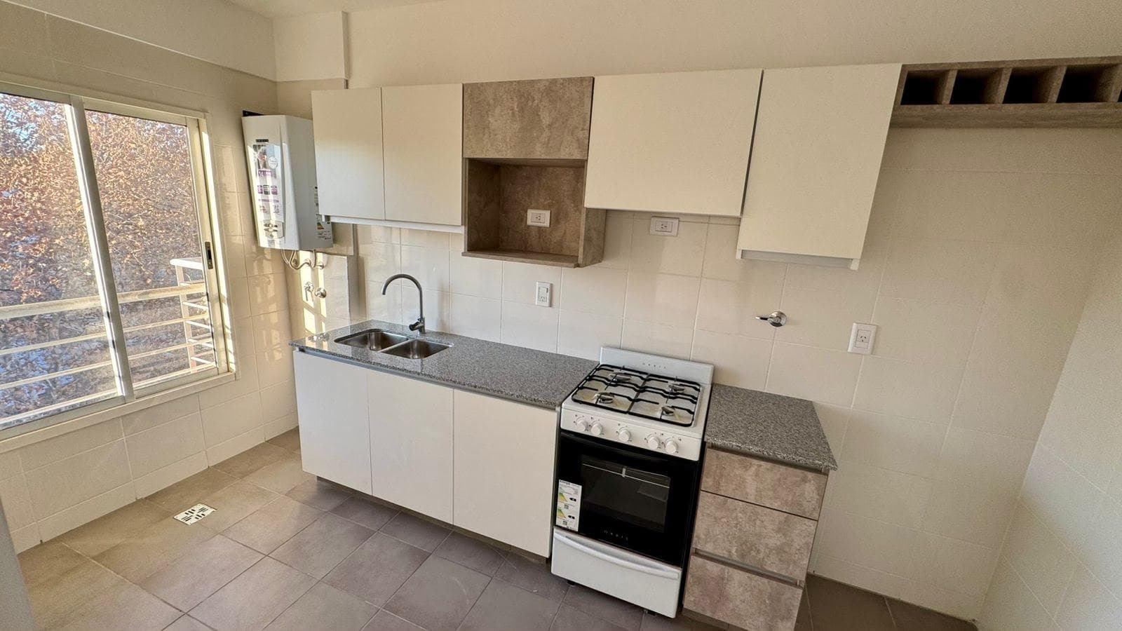 Brand-New 3-Bedroom Apartment for Sale in Parque Chas