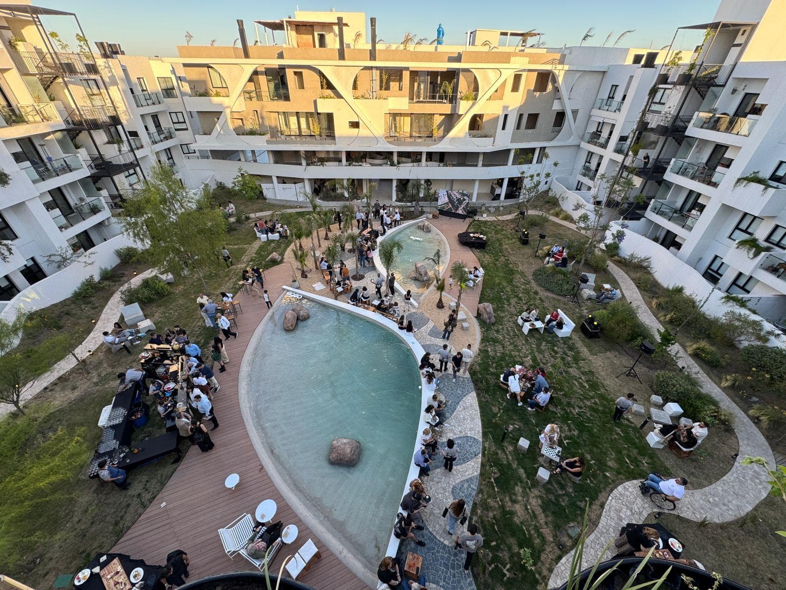 EGEO Gated Community—Excellent Location!! FULL AMENITIES—2-Bedroom Ground-Floor Unit—IDEAL FOR INVESTORS!!