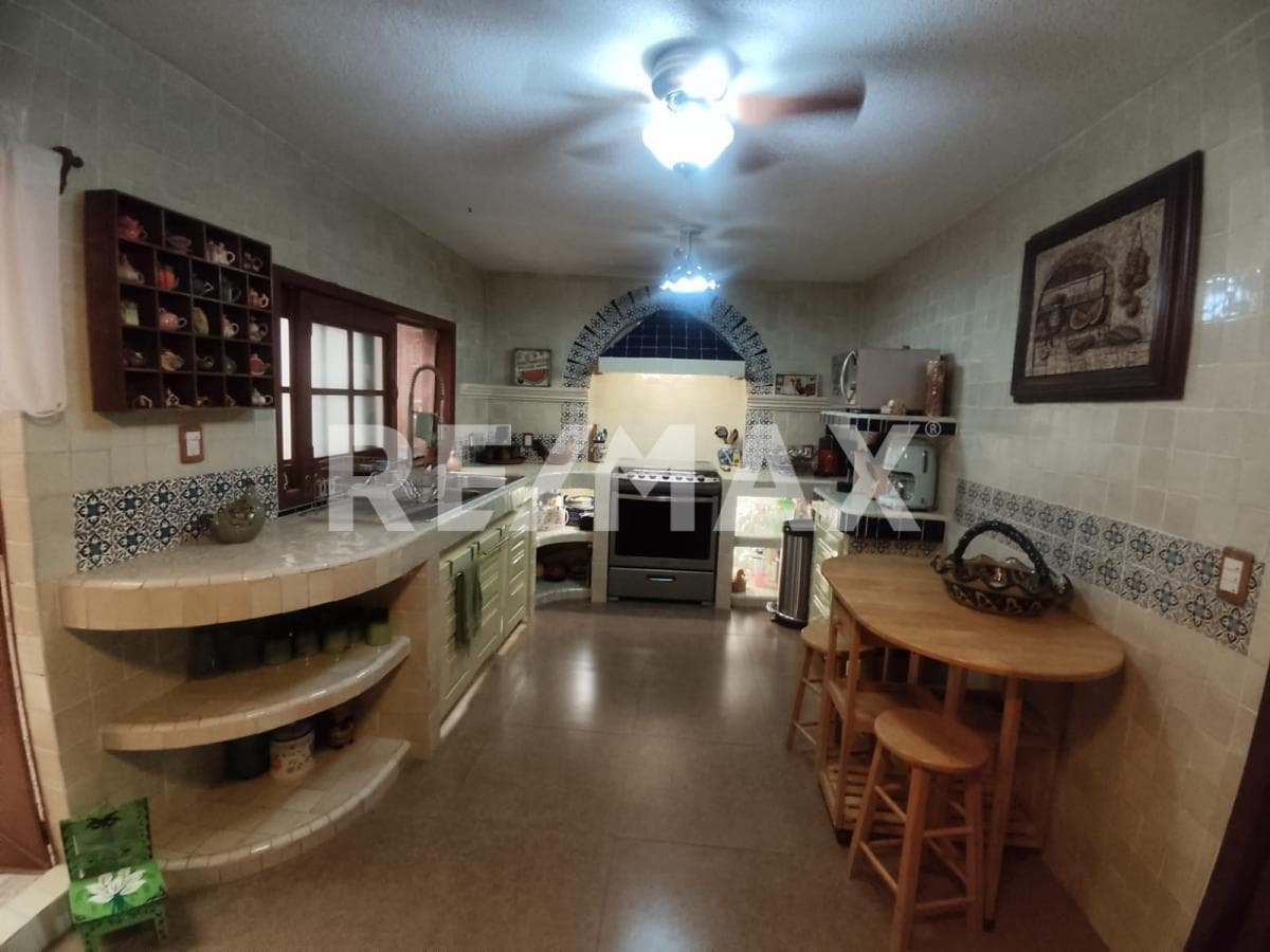 House for Sale in Morelos, Downtown Oaxtepec