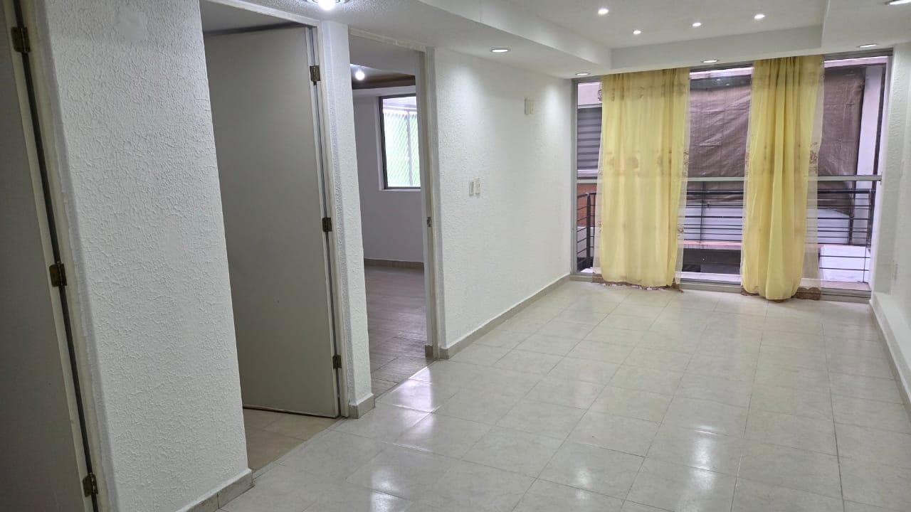 Apartment for Sale on Av. Unión Agrícola, Pantitlán, Iztacalco