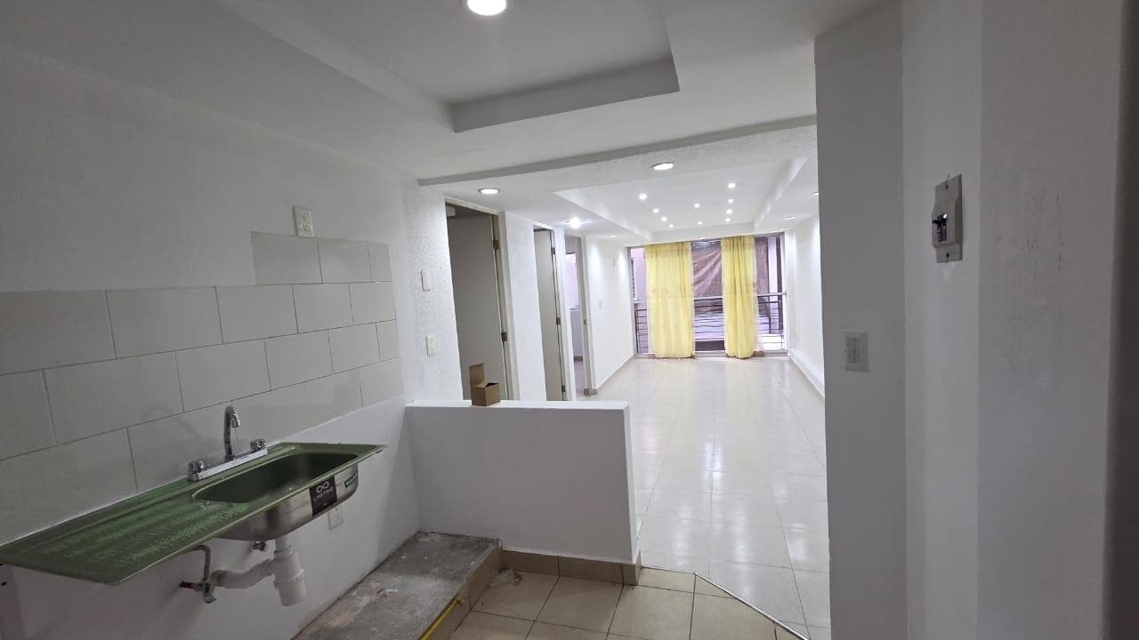 Apartment for Sale on Av. Unión Agrícola, Pantitlán, Iztacalco