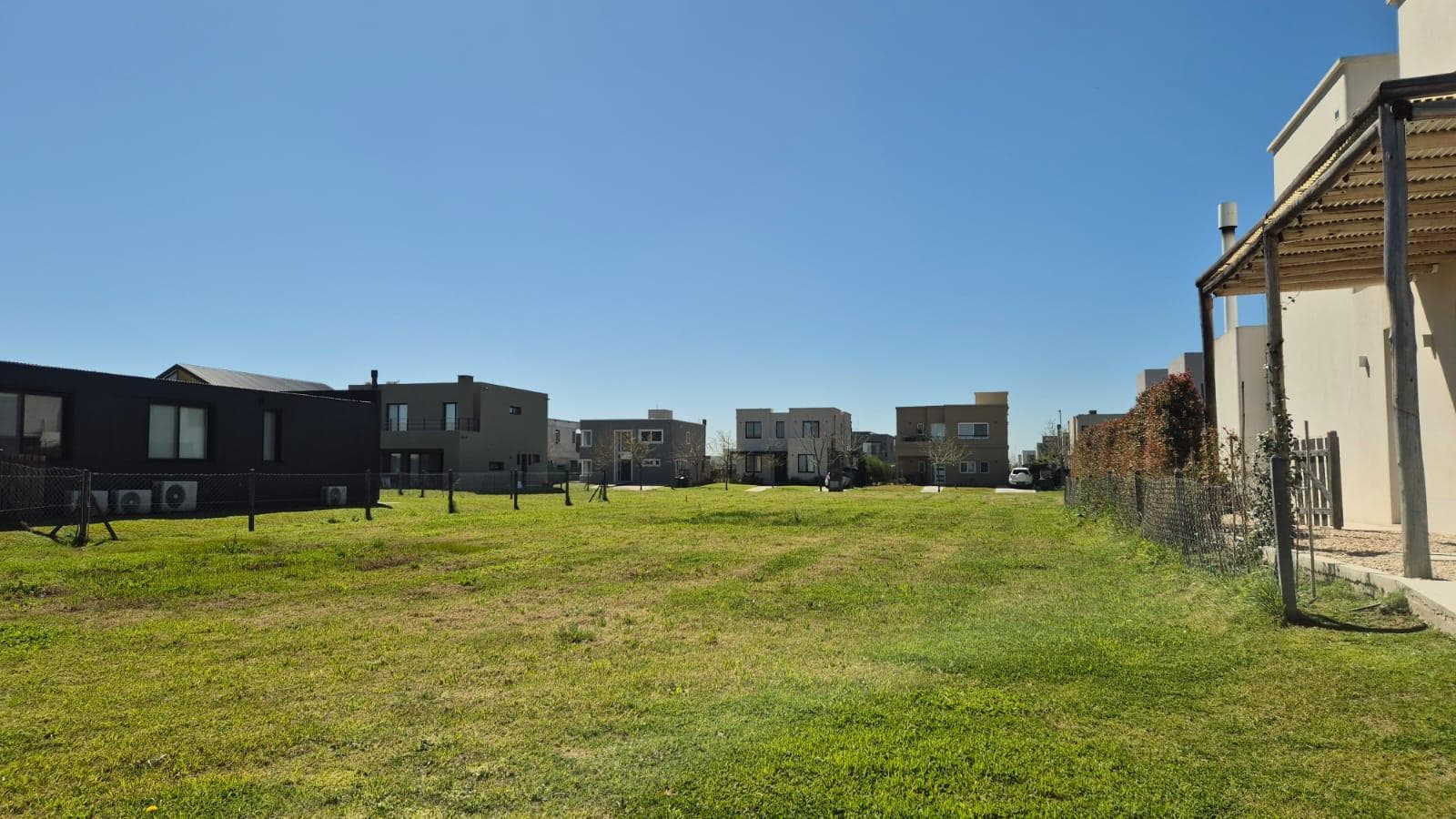 Land in Araucarias, Puerto del Lago