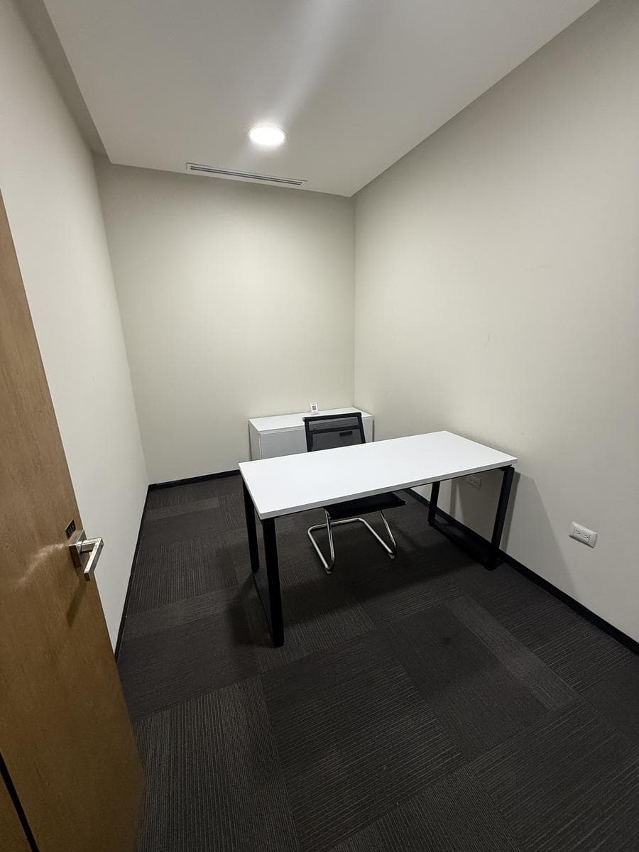 FULLY EQUIPPED AND FURNISHED OFFICE