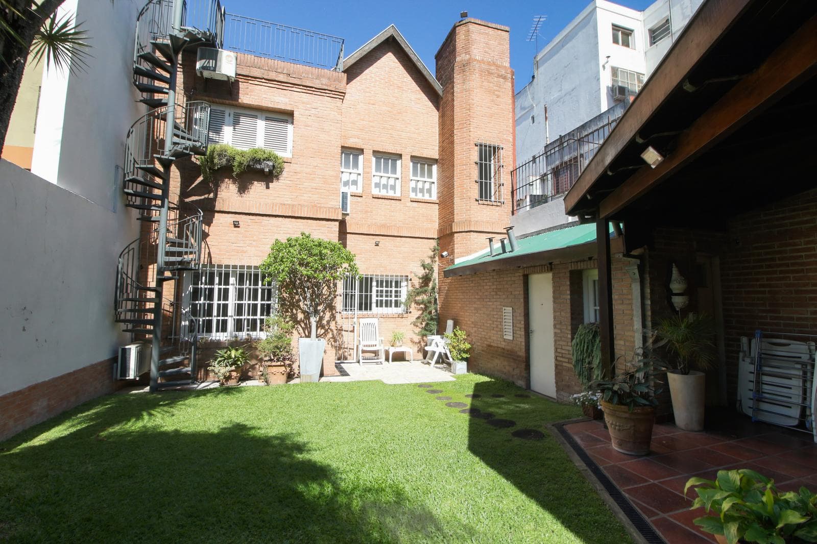5-room house in Villa Devoto for sale