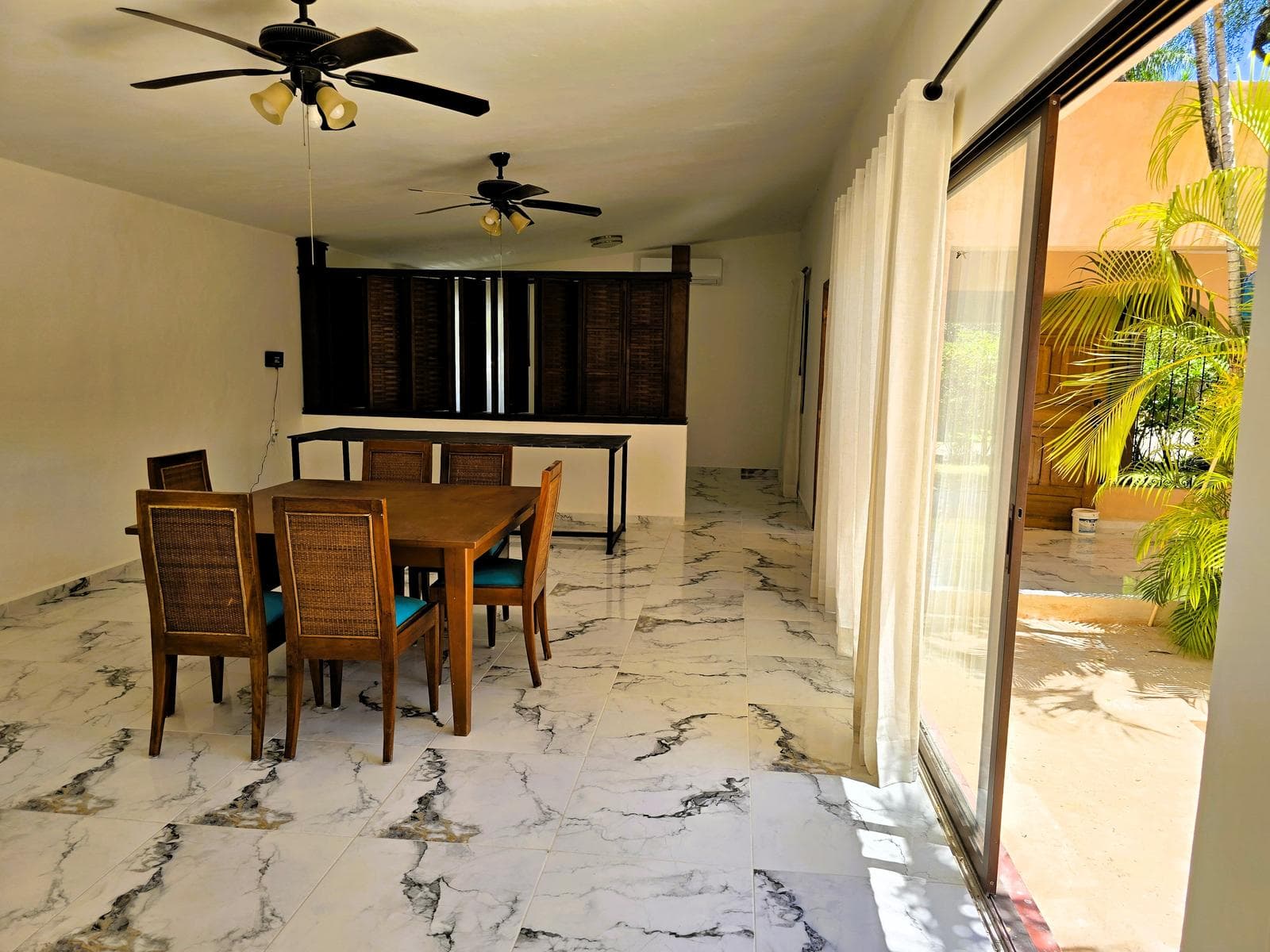 Single-Story House at La Ceiba Golf Club
